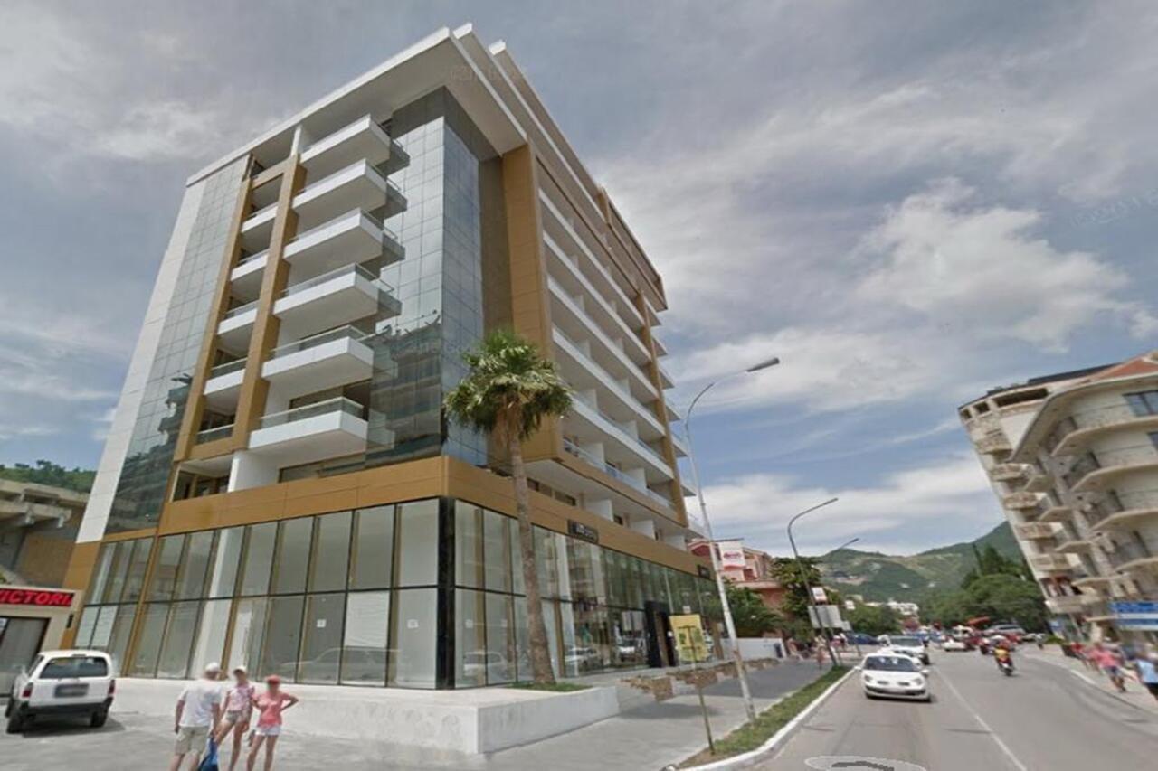 Sea Breeze Lux Apartments Budva Bagian luar foto