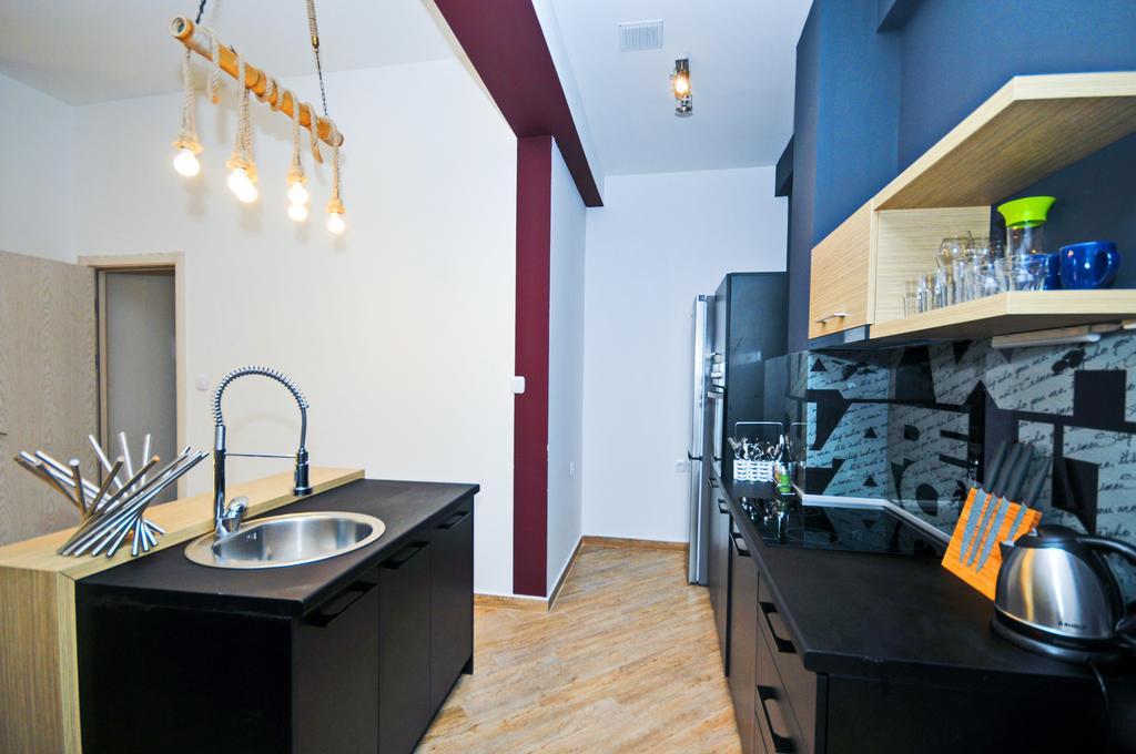 Sea Breeze Lux Apartments Budva Bagian luar foto