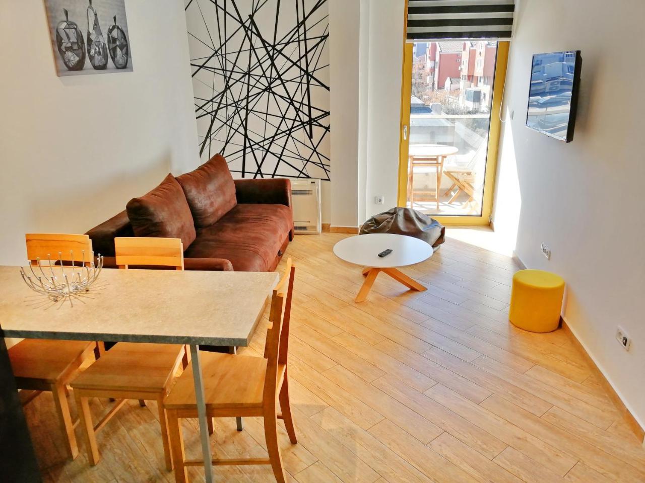 Sea Breeze Lux Apartments Budva Bagian luar foto