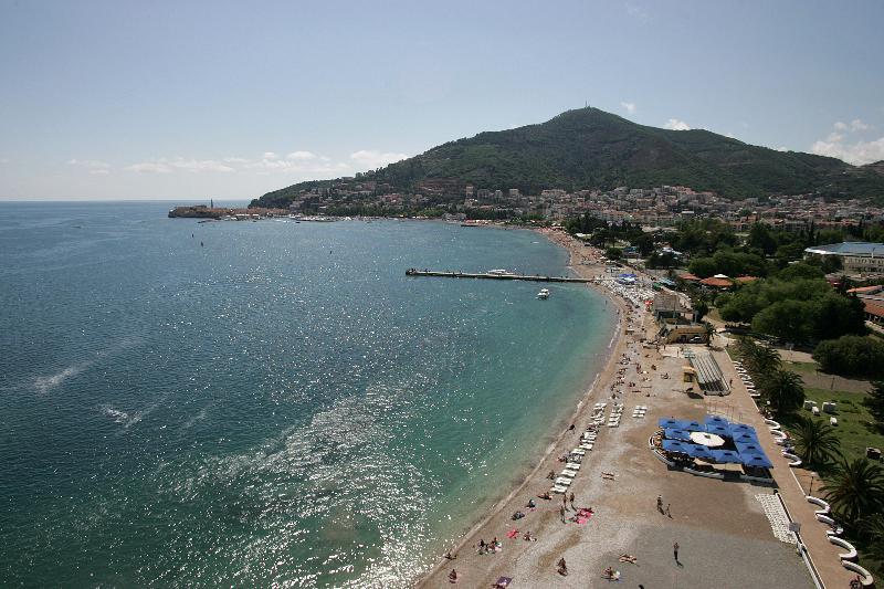 Sea Breeze Lux Apartments Budva Bagian luar foto